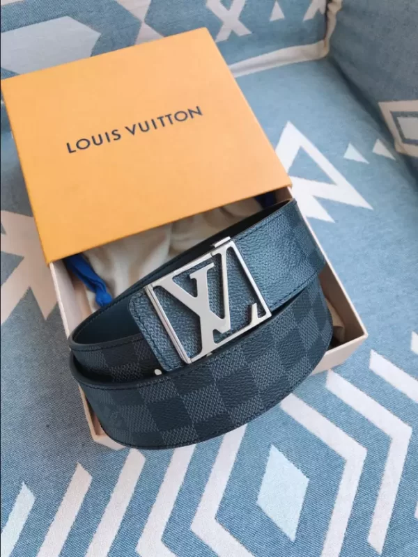 Louis Vuitton Belt - LB19