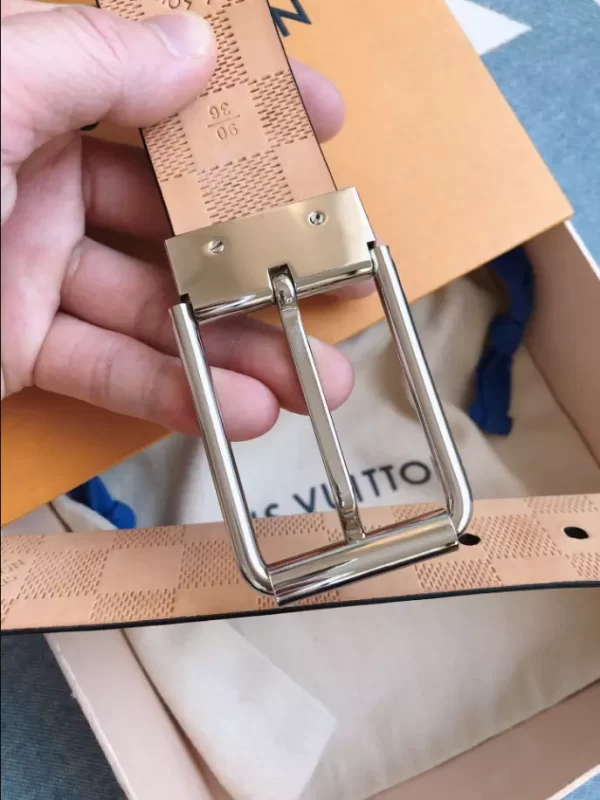 Louis Vuitton Belt - LB46