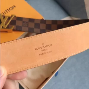 Louis Vuitton Belt - LB51