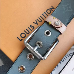 Louis Vuitton Belt - LB43