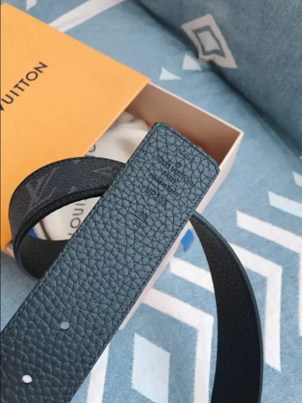 Louis Vuitton Belt - LB30