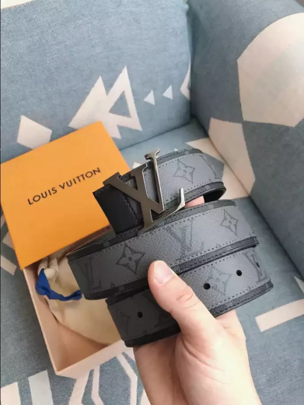 Louis Vuitton Belt - LB53