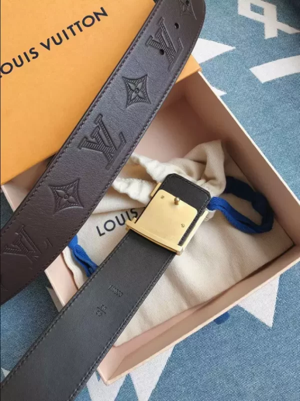 Louis Vuitton Belt - LB41