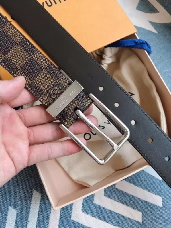 Louis Vuitton Belt - LB28