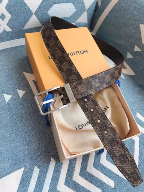 Louis Vuitton Belt - LB28