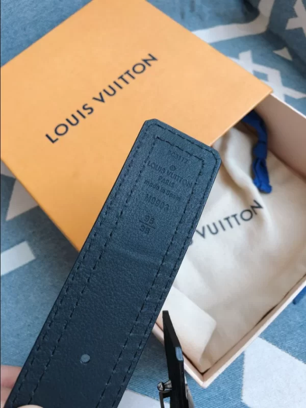 Louis Vuitton Belt - LB38