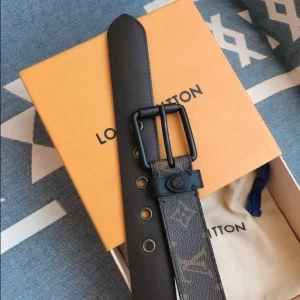 Louis Vuitton Belt - LB27