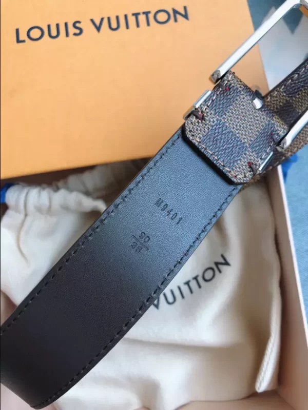 Louis Vuitton Belt - LB28