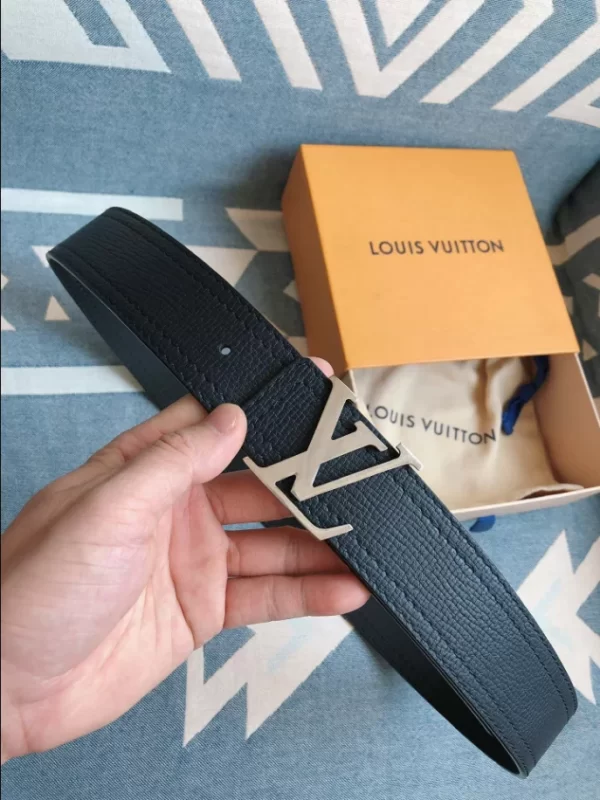 Louis Vuitton Belt - LB38