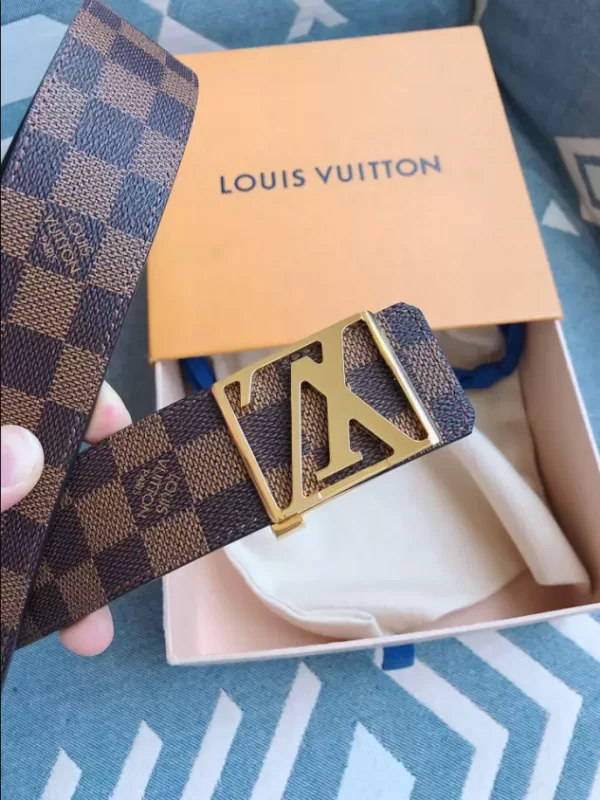 Louis Vuitton Belt - LB20