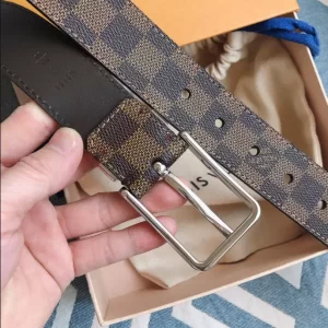 Louis Vuitton Belt - LB28