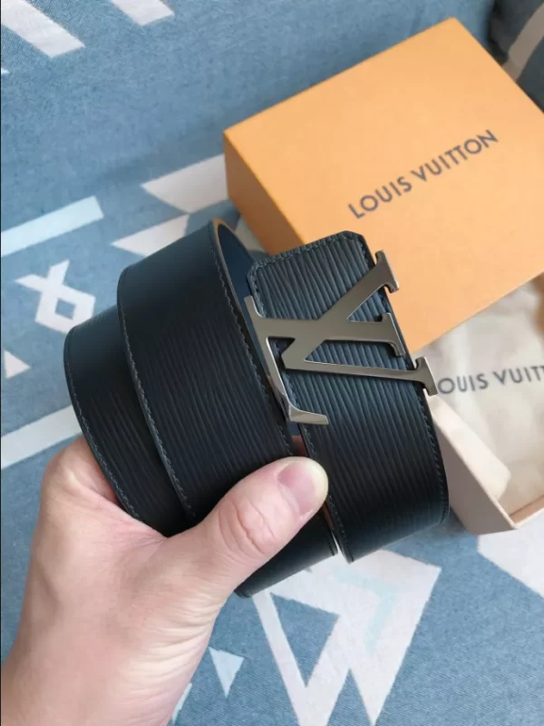 Louis Vuitton Belt - LB40