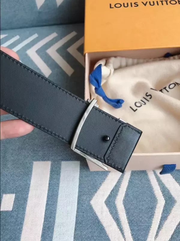 Louis Vuitton Belt - LB53