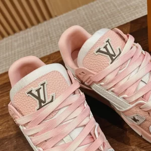 Louis Vuitton Trainer Sneaker In Pink - LS204