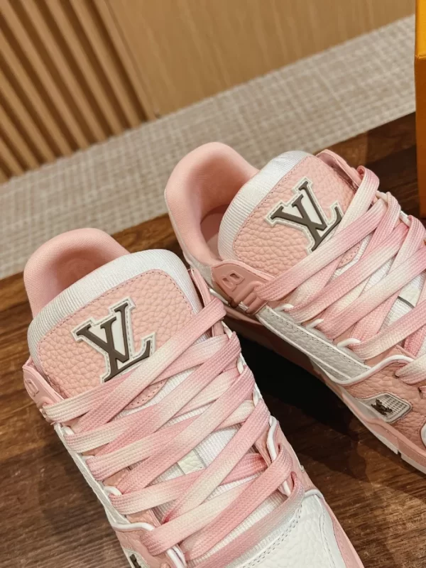 Louis Vuitton Trainer Sneaker In Pink - LS204