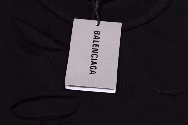 Balenciaga T-Shirt - BT41