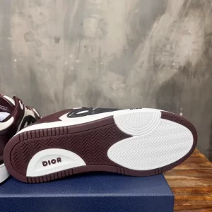 Dior B57 Low-Top Sneaker Burgundy and White Smooth Calfskin - DS105