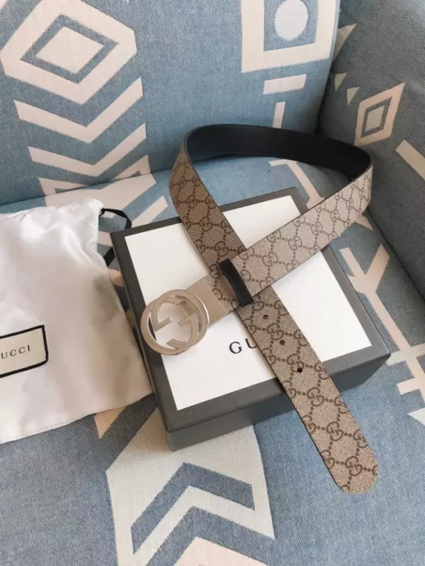 Gucci Reversible GG Supreme Belt - GB07