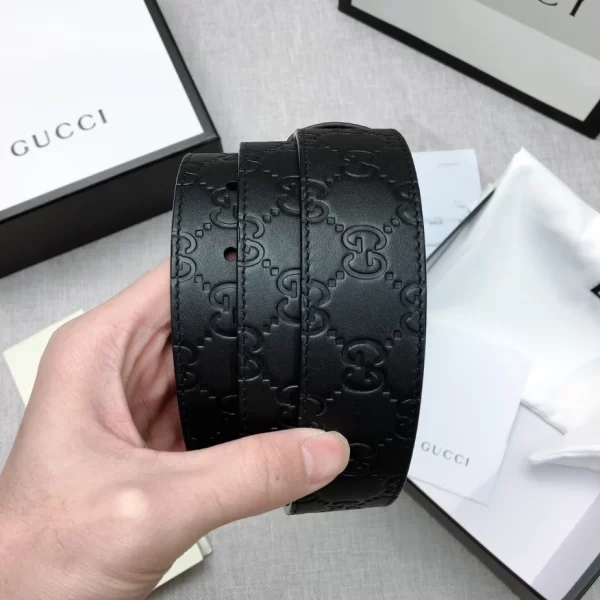 Reversible Gucci Signature Belt - GB09