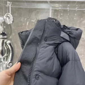 Canada Goose Jackets - CK32