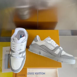 Louis Vuitton Trainer Sneaker In Grey - LS219