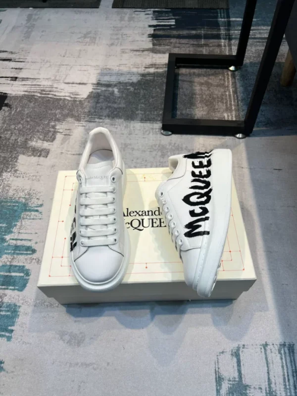 Alexander McQueen Graffiti-Print Oversized Sneakers - AS33