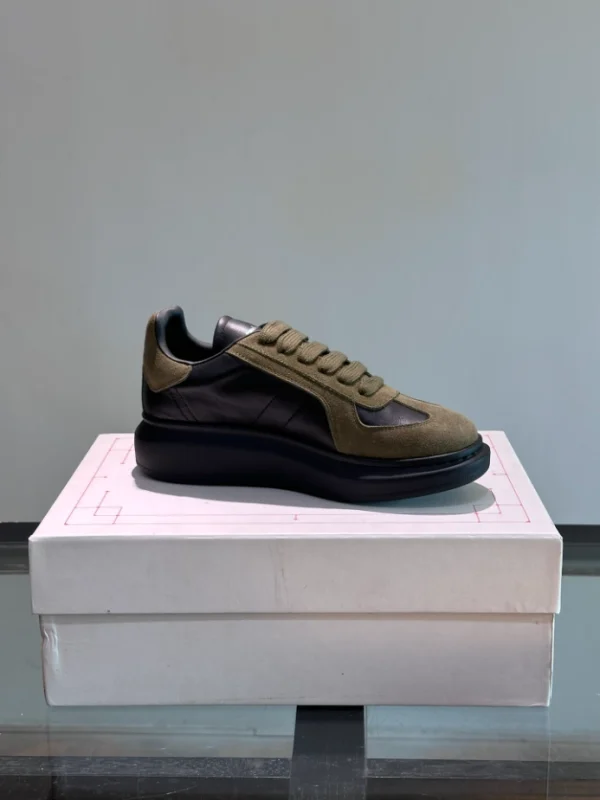 Alexander McQueen Oversized Retro Sneaker - AS34