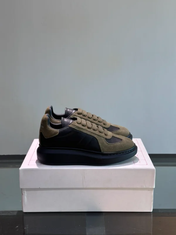 Alexander McQueen Oversized Retro Sneaker - AS34