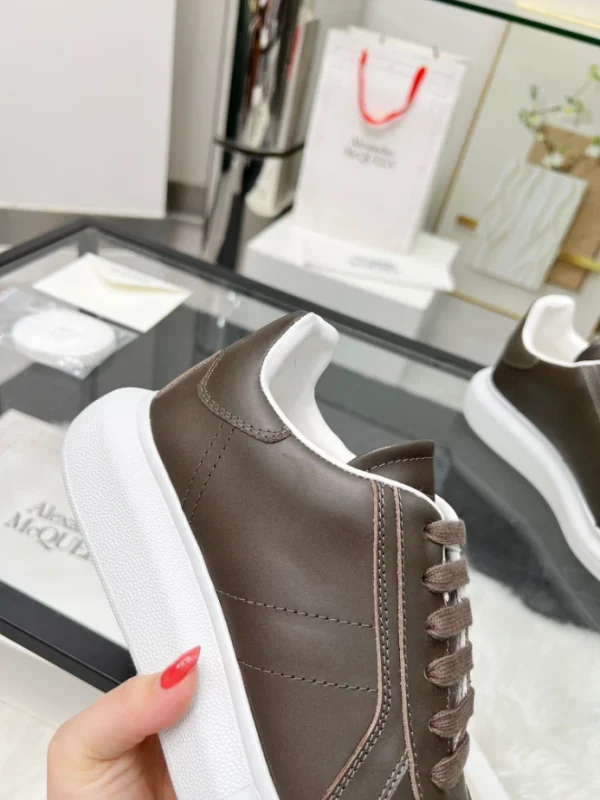 Alexander McQueen Oversized Retro Sneaker - AS35