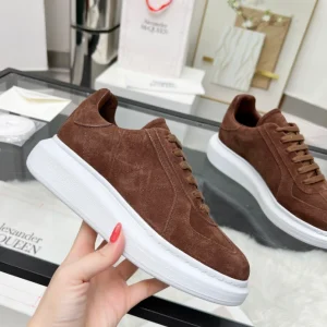 Alexander McQueen Oversized Retro Sneaker - AS37