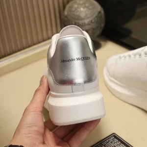 Alexander McQueen Oversized Sneaker - AS56