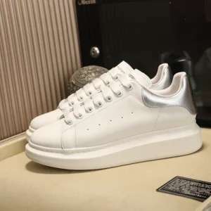 Alexander McQueen Oversized Sneaker - AS56