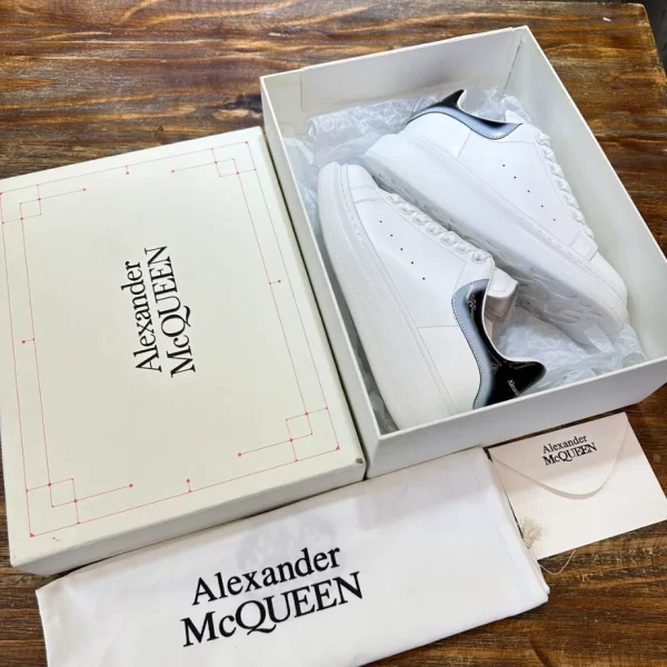 Alexander McQueen Oversized Sneaker - AS58