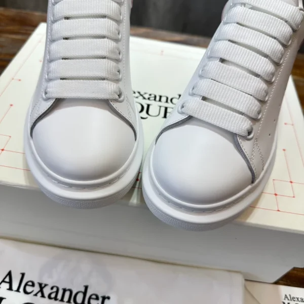 Alexander McQueen Oversized Sneaker - AS59