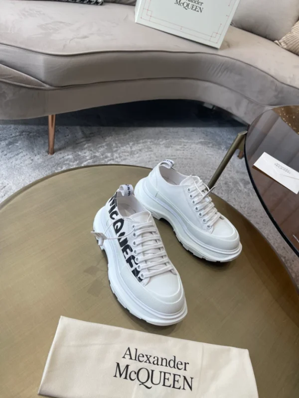 Alexander McQueen Tread Slick Low-top Sneakers - AS48