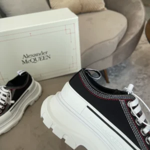 Alexander McQueen Tread Slick Low-top Sneakers - AS50