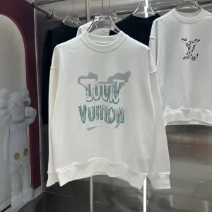 Louis Vuitton Sweatshirt - HL70