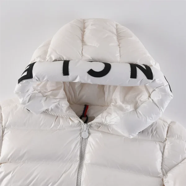 Moncler Jacket - MK37