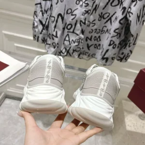 Gucci Ripple Sneaker - CS98