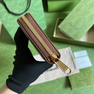 Gucci Zip Around Wallet with Interlocking G - GW14