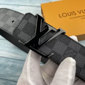 Louis Vuitton Belt - LB63