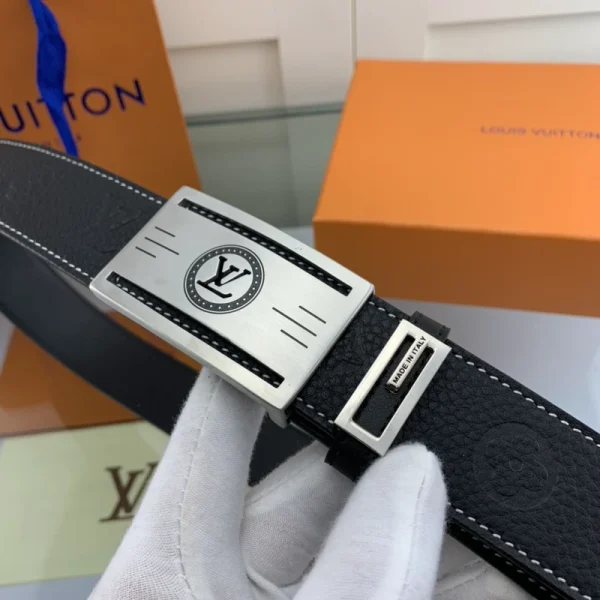 Louis Vuitton Belt - LB76