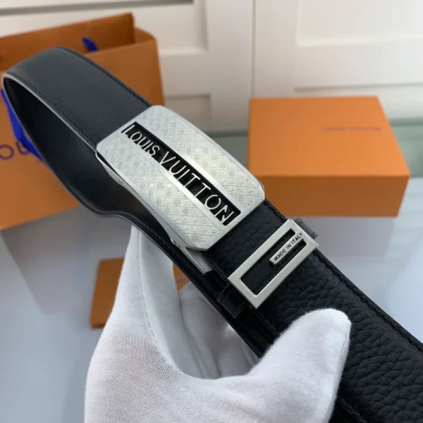 Louis Vuitton Belt - LB79