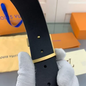 Louis Vuitton Belt - LB84