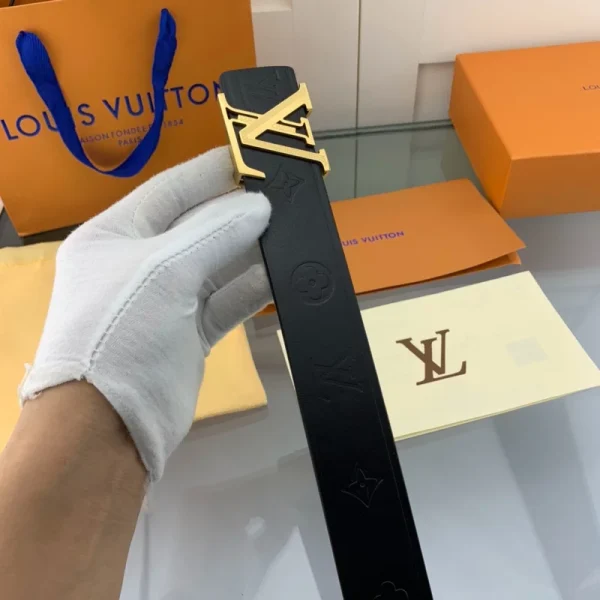 Louis Vuitton Belt - LB84