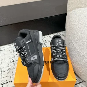 Louis Vuitton Trainer Sneaker In Black - LS241