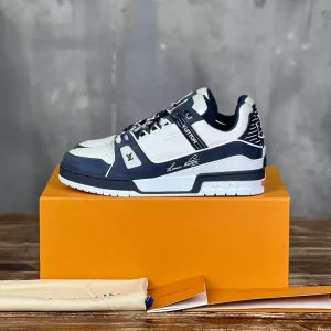 Louis Vuitton Trainer Sneaker In Blue - LS240