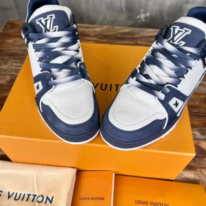 Louis Vuitton Trainer Sneaker In Blue - LS240