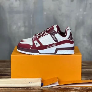 Louis Vuitton Trainer Sneaker In Bordeaux - LS239