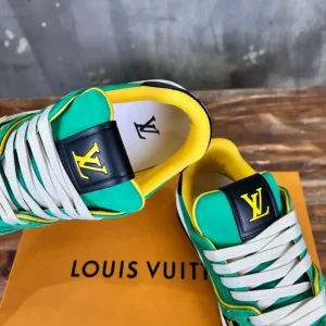 Louis Vuitton Trainer Sneaker - LS245